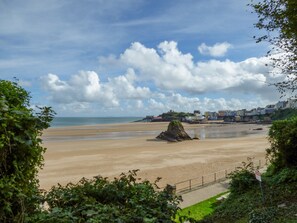 Cottage | Beach