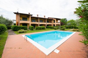 Family Apartment | Terrace/patio - Casa della Rocca (Manerba del Garda)