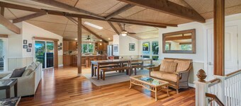 Lola Hale, Spacious Upgraded Hawaiiana House, A/C and Hot Tub