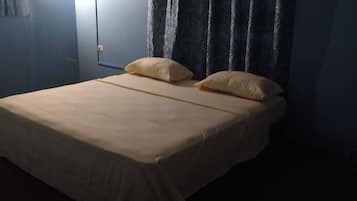 3 slaapkamers, een strijkplank/strijkijzer, wifi, beddengoed