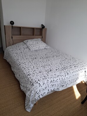 1 bedroom, iron/ironing board, travel cot, WiFi - Appartement Belle vue Centre Ville Fécamp 1 km de la Plage (Fécamp)