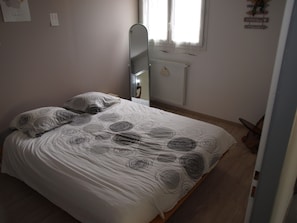 3 bedrooms, iron/ironing board, travel crib, free WiFi - Maison, Jardin et Terrasse (Pontcharra)