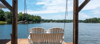 Amazing Lakefront View, Firepit, Flat Yard, Kayak, Dock Swing, Sunsets