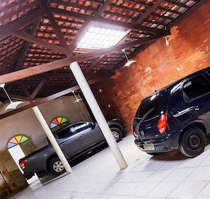 Free self-parking - Pousada Bomfim (Maceió)