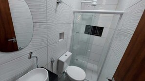 Comfort Double Room | Bathroom - Pousada Bomfim (Maceió)