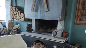 Living area - 180 mountain lodge  (Ioannina)