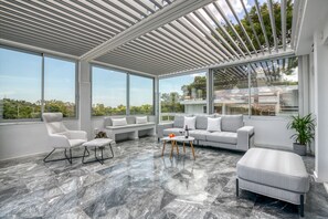 Living area - South Blue Sea View Apartment (Vouliagmeni)