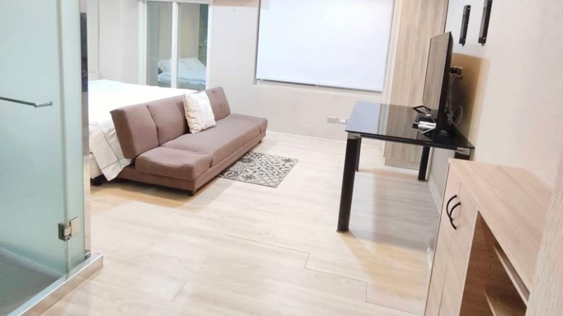 1 chambre, fer et planche à repasser, Wi-Fi, literie fournie