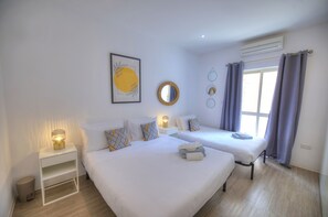 4 soverom, strykejern/-brett, wi-fi (inkludert) og sengetøy