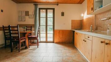 Fridge, microwave, cookware/dishes/utensils