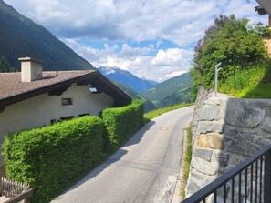 Property grounds - Bergblick by Interhome (See)