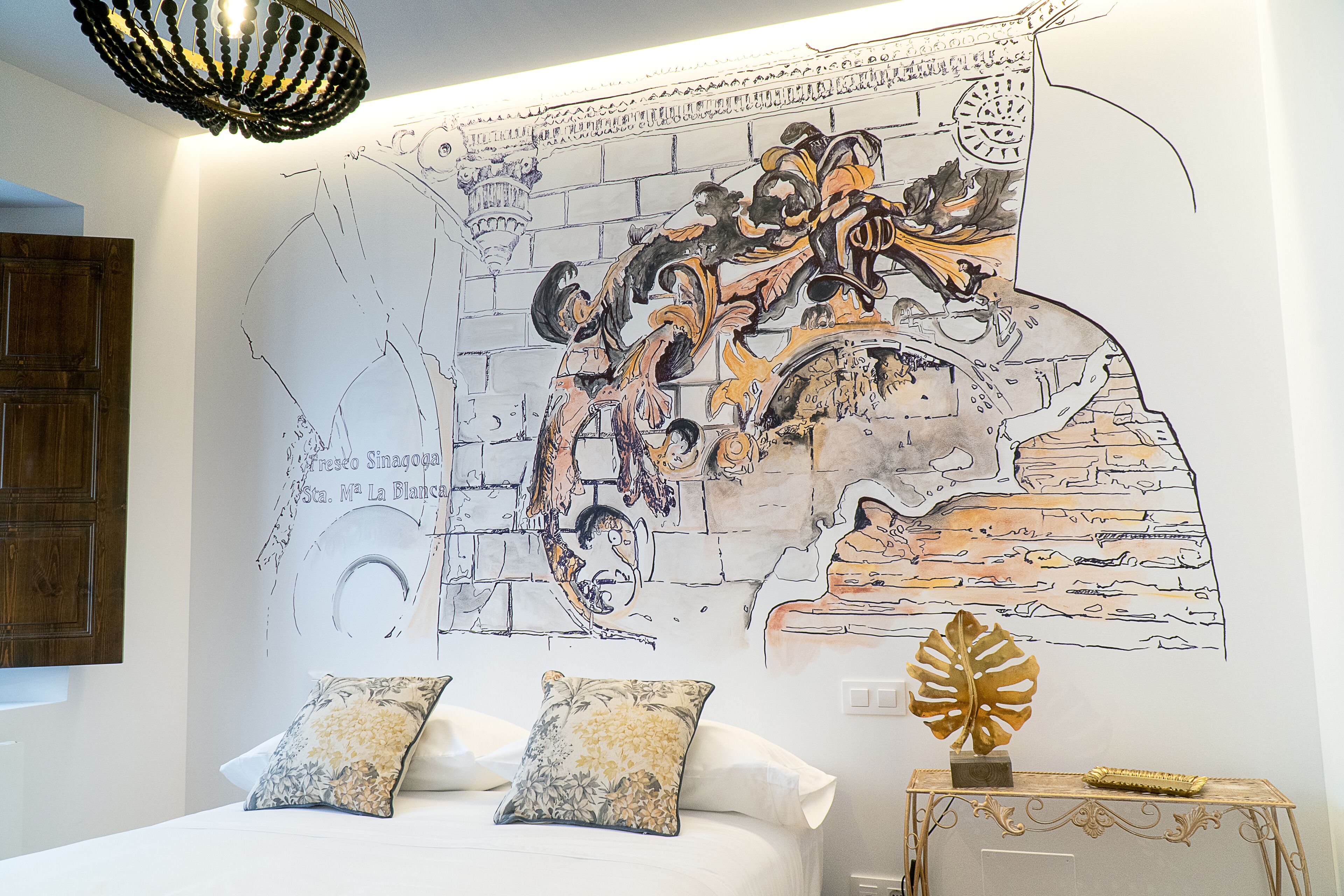 Exclusive Apartment | 3 bedrooms, desk, iron/ironing board, free WiFi