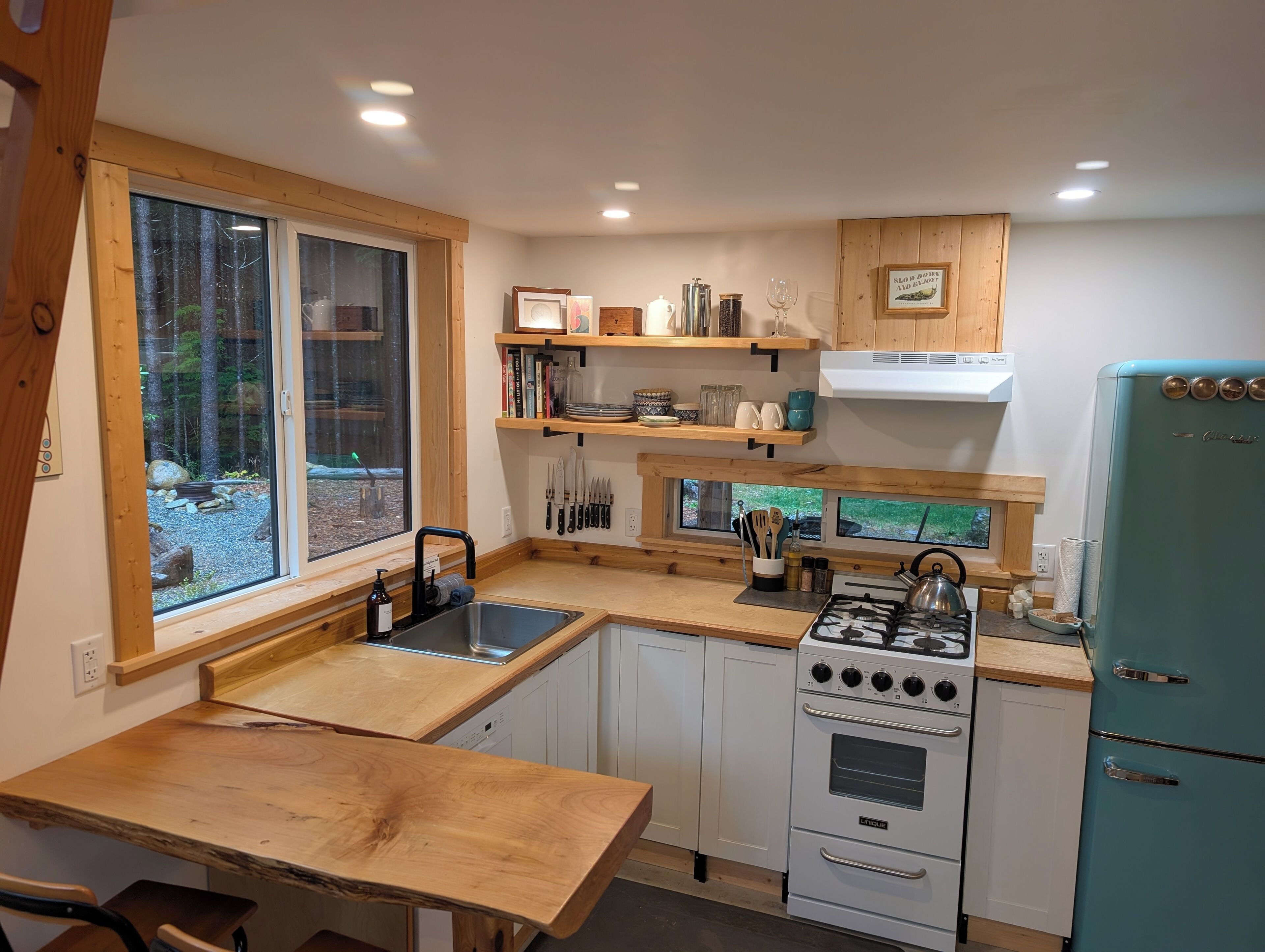 Kühlschrank, Ofen, Herdplatte, Geschirrspüler