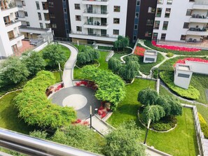 المنطقة المحيطة بالمنشأة