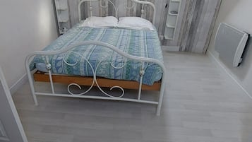 3 quartos, ferros/tábuas de passar roupa, Wi-Fi de cortesia