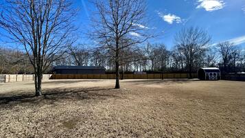 Enceinte de lâhĂ©bergement