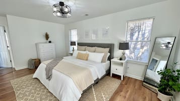 3 quartos, ferros/tábuas de passar roupa, Wi-Fi, roupa de cama