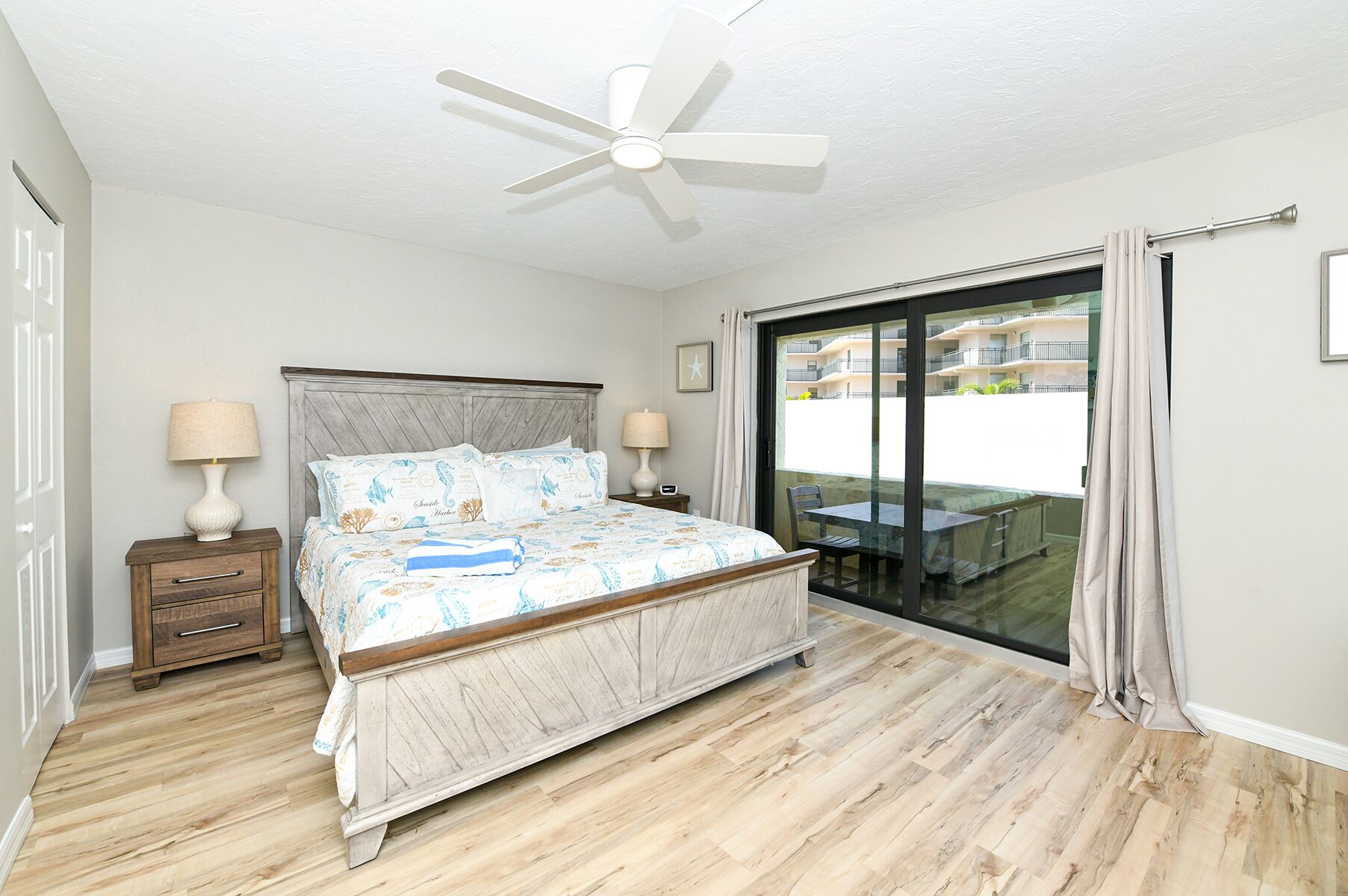 2 dormitorios, escritorio, tabla de planchar con plancha y wifi gratis