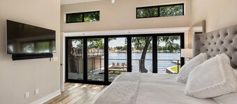 LUXURIOUS WATERFRONT home ON Lake  LBJ...FAVORITE to many!
Book NOW for summer