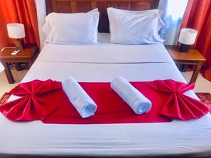 3 Schlafzimmer, Bügeleisen/Bügelbrett, WLAN, Bettwäsche