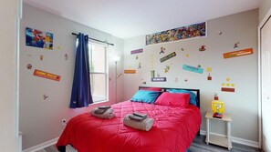 4 bedrooms, travel cot, WiFi, bed sheets