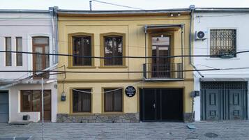 Free self-parking
