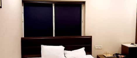 Deluxe Room | 1 bedroom, free WiFi