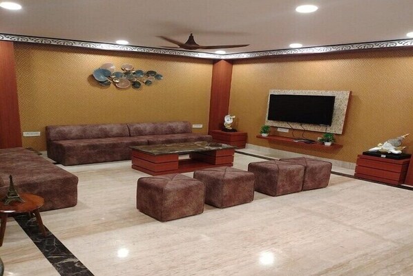 Interior - Hotel HMS Palace (Golmuri)