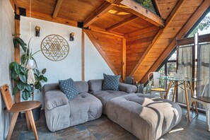 Traditional-Ferienhütte, Bergblick | Wohnzimmer