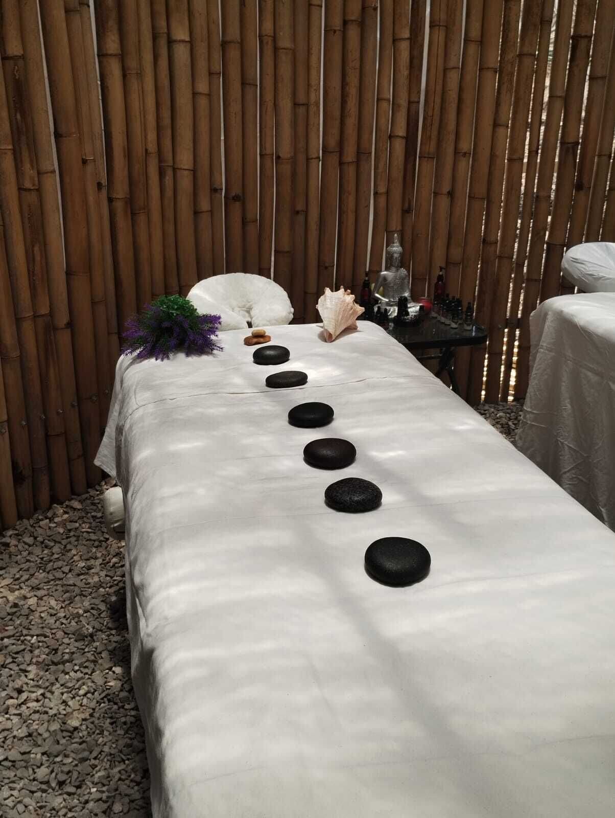 Warmsteinmassagen, Tiefengewebe-Massagen, klassische Massagen