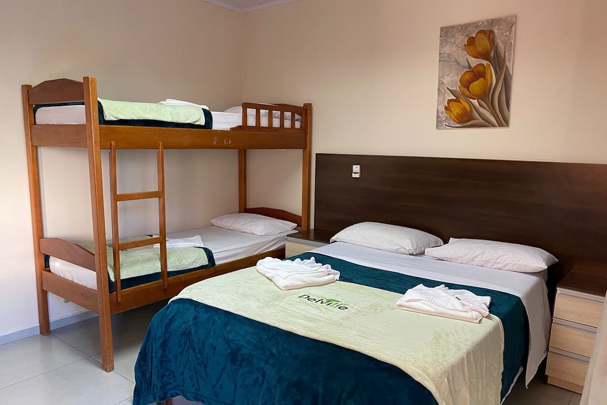 Standard Quadruple Room | Laptop workspace, free WiFi, bed sheets
