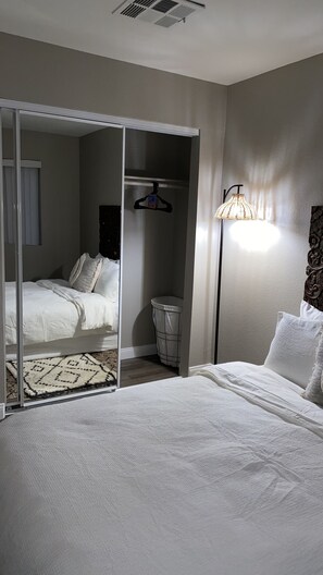 2 Schlafzimmer, Bügeleisen/Bügelbrett, WLAN, Bettwäsche