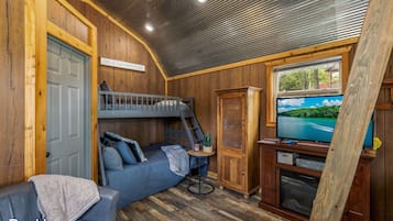 Smart TV, fireplace, DVD player