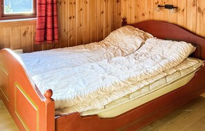 7 bedrooms, travel cot, free WiFi