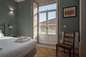 2 makuuhuonetta, silitysrauta/-lauta, ilmainen Wi-Fi, vuodevaatteet