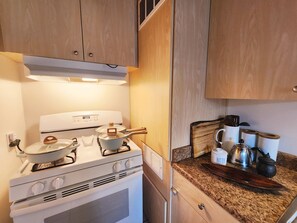 Refrigerador, horno y parrilla de estufa 