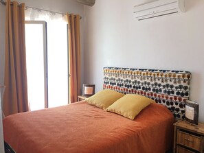 5 chambres, fer et planche à repasser, Wi-Fi gratuit