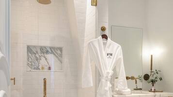 Premier Double Room | Premium bedding, in-room safe, desk, laptop workspace