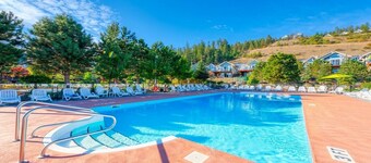 Breathtaking Panoramic Lake Views - Pools & Hot Tubs - Best Location at La Casa!