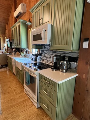 Microwave, oven, stovetop, dishwasher