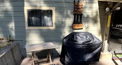 6 Apple Cottage in the pines