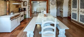 4 bedroom awesome home in Champoly