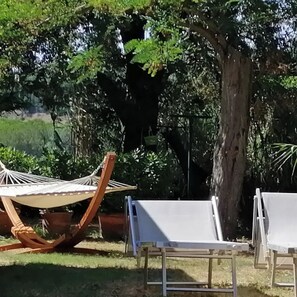 Kamer, aan tuin | Uitzicht op de tuin