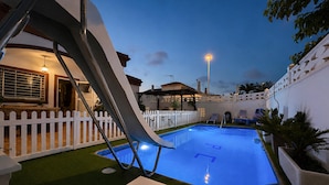 Piscine extérieure