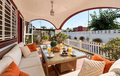 Beach front home in Pilar de la Horadada