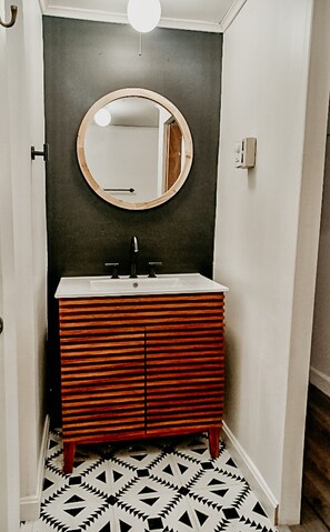 Handtücher, Seife, Toilettenpapier