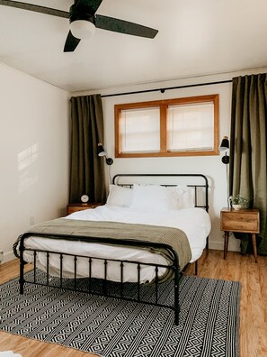 2 Schlafzimmer, Bügeleisen/Bügelbrett, WLAN, Bettwäsche