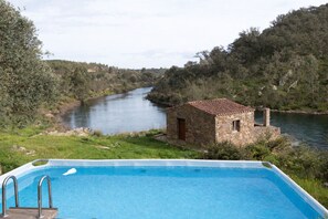 Outdoor pool - Casas de Campo do Castro da Cola - Casa do Moinho Oeste (Ourique)