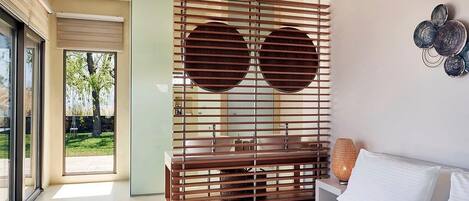 4 chambres, fer et planche à repasser, Wi-Fi, draps fournis