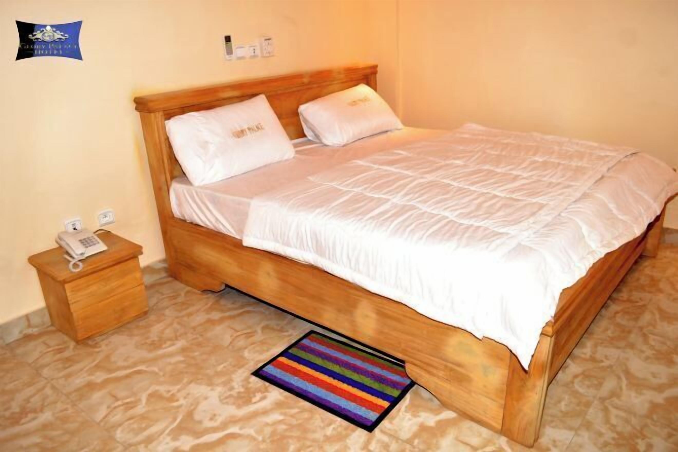 Schreibtisch, schallisolierte Zimmer, kostenloses WLAN, Bettwäsche